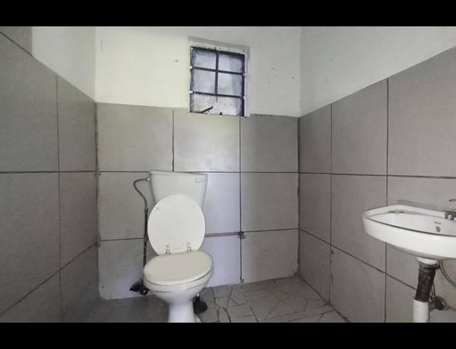 10 BEDROOM HOUSE FOR SALE IN ROSETTENVILLE